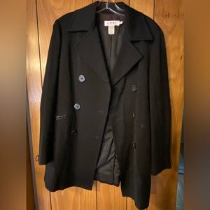 Vintage Isaac Mizrahi black coat/jacket. Size 4.